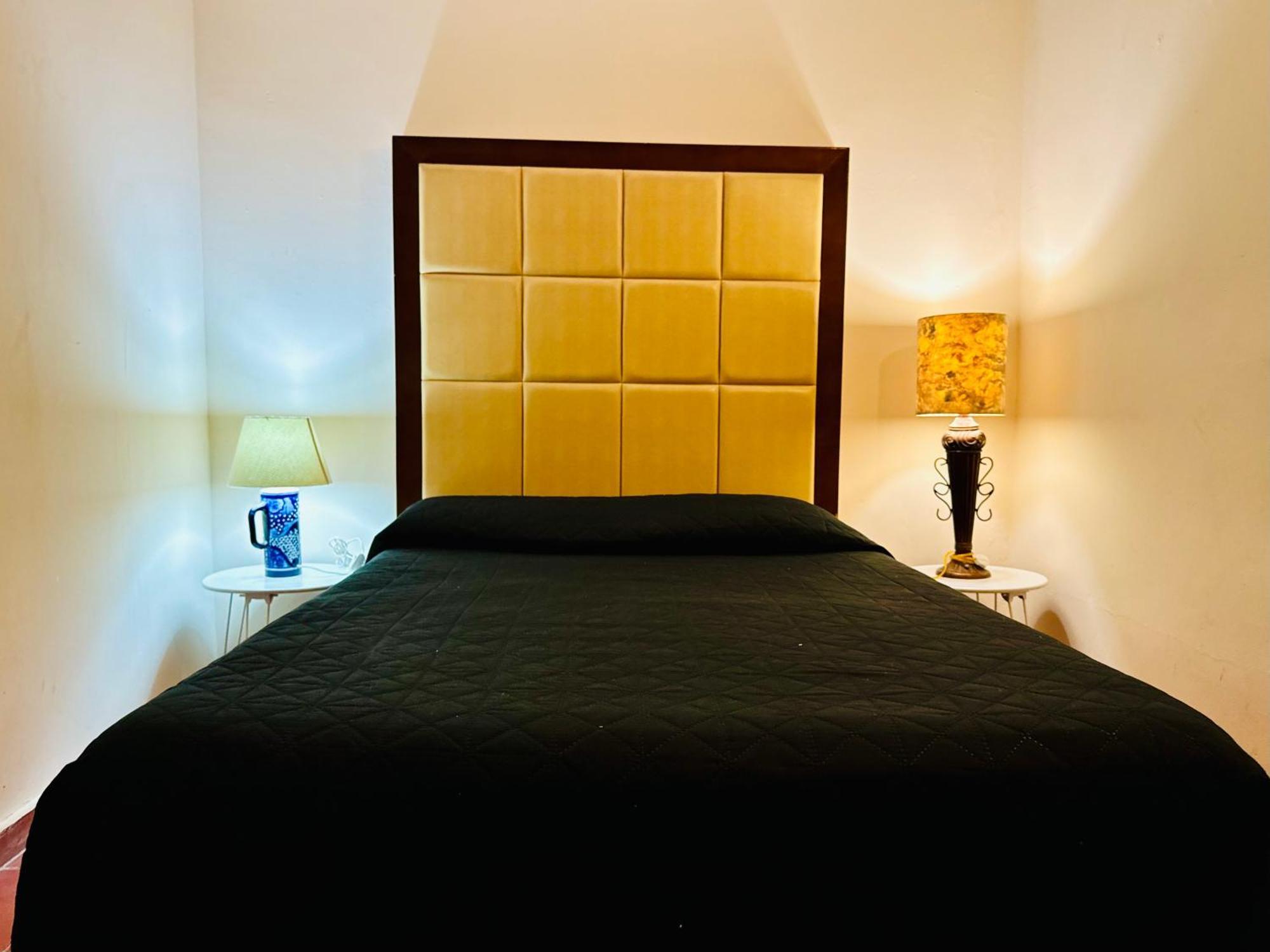 La Casa Grande Bed & Breakfast กัวนาฮัวโต ภายนอก รูปภาพ